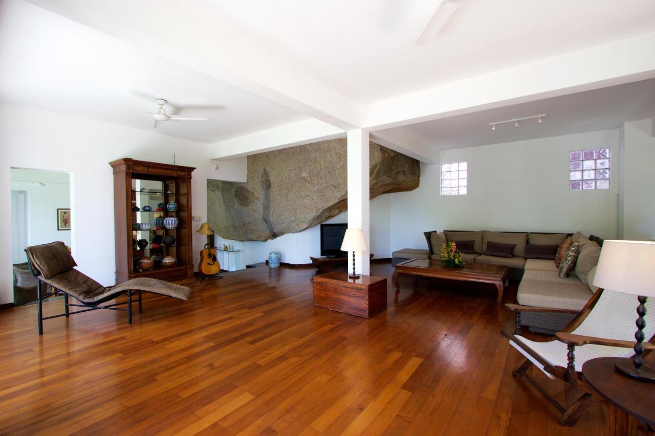 Hillcrest Villas Glacis エクステリア 写真